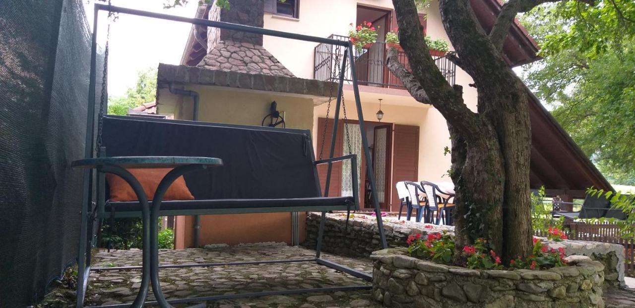 Holiday Home Adna บีฮัช ภายนอก รูปภาพ