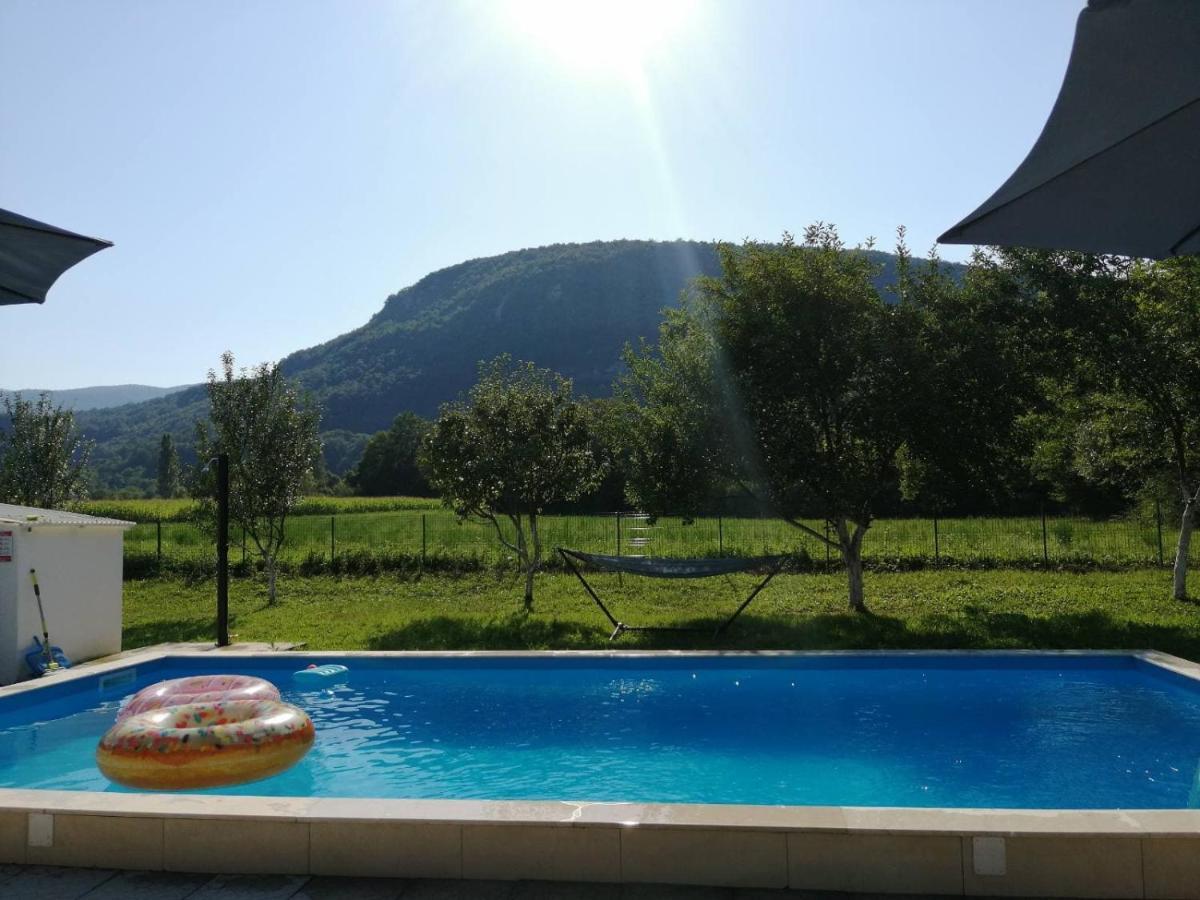 Holiday Home Adna บีฮัช ภายนอก รูปภาพ