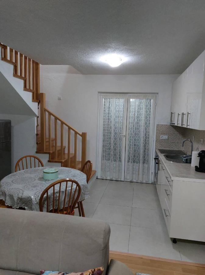 Holiday Home Adna บีฮัช ภายนอก รูปภาพ