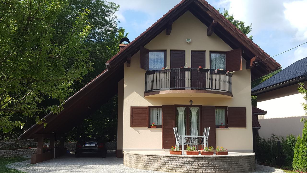 Holiday Home Adna บีฮัช ภายนอก รูปภาพ